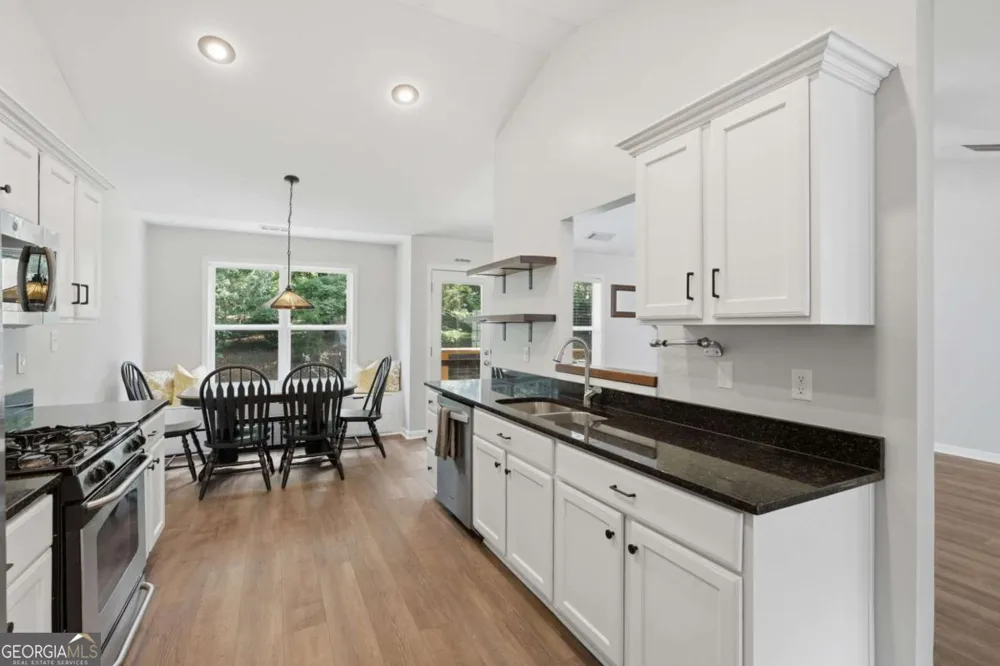 3522 Cameron DR Gainesville, GA 30506