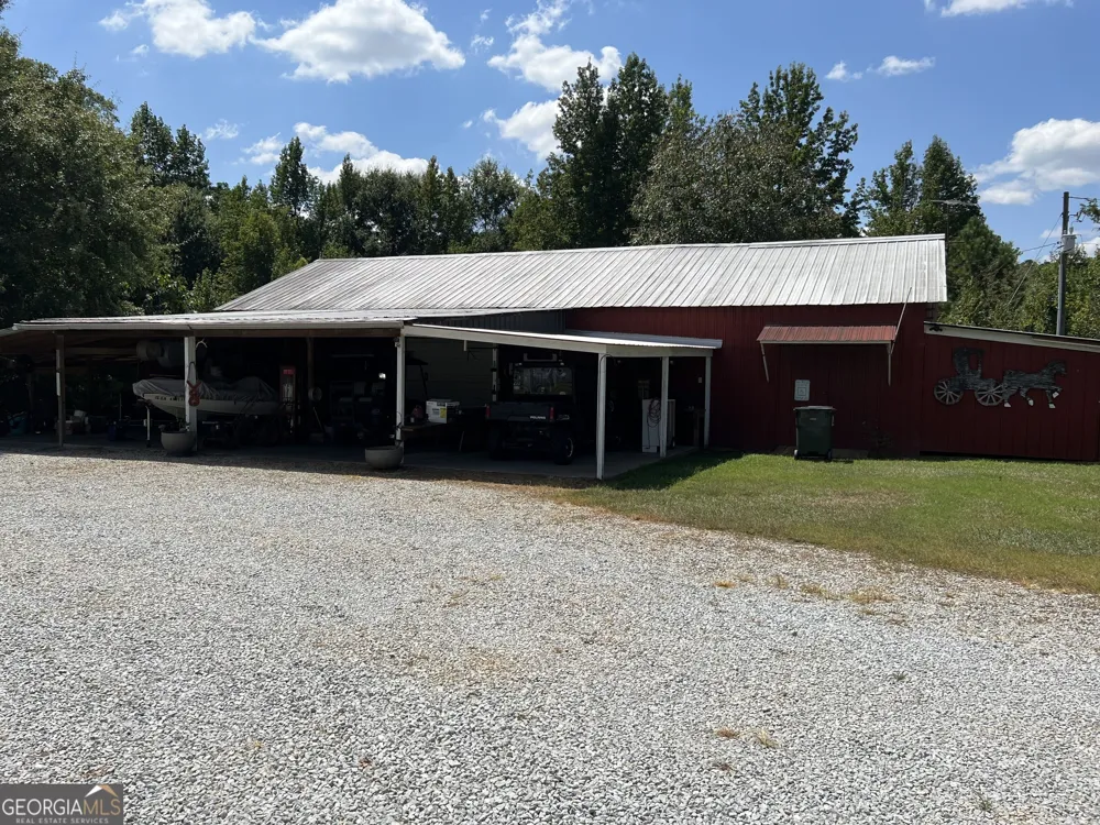 476 Clover Ave. Comer, GA 30629
