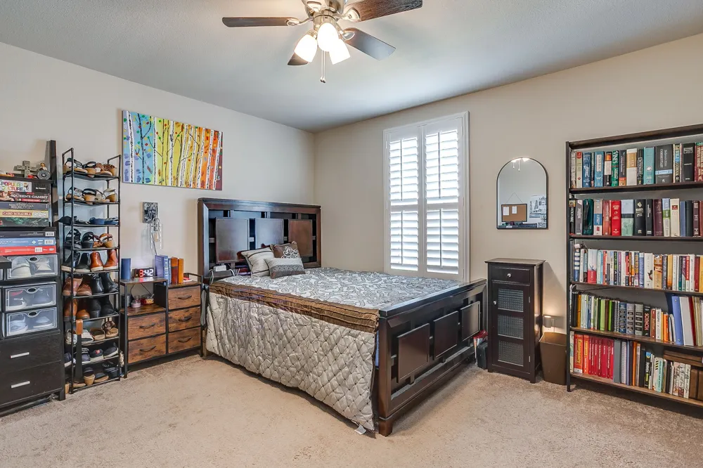 124 Lone Oak Drive Crowley, TX 76036