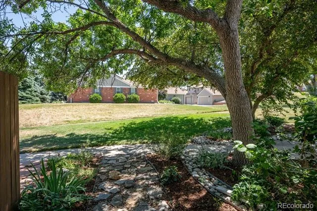 2682 E Easter Avenue Littleton, CO 80122