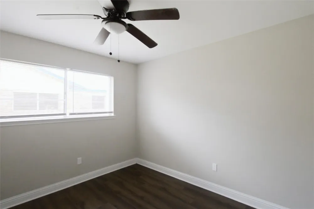 2106 Rose Rd Pearland, TX 77581