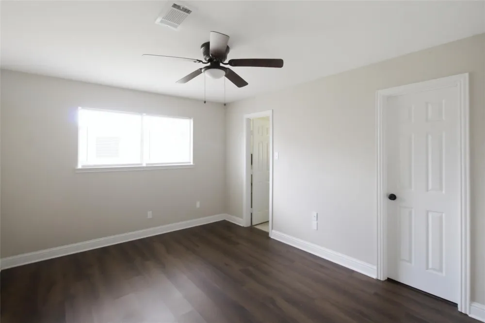 2106 Rose Rd Pearland, TX 77581