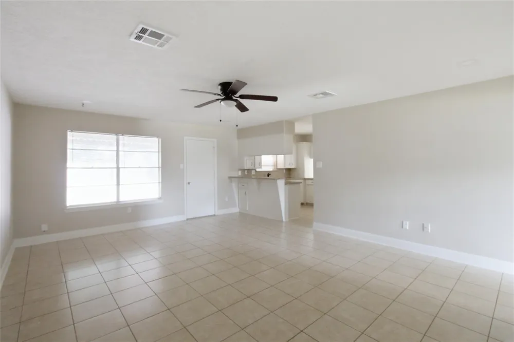 2106 Rose Rd Pearland, TX 77581