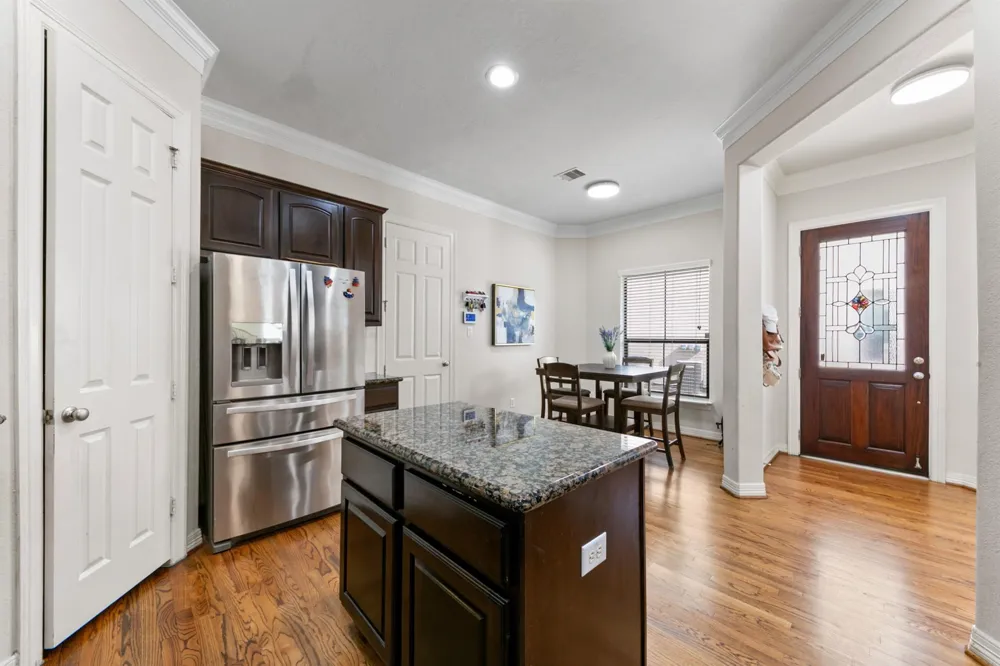 2922 Royal Oaks Crest Houston, TX 77082