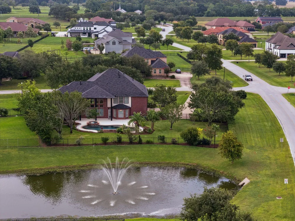 8826 Crown Jewel Drive Richmond, TX 77469
