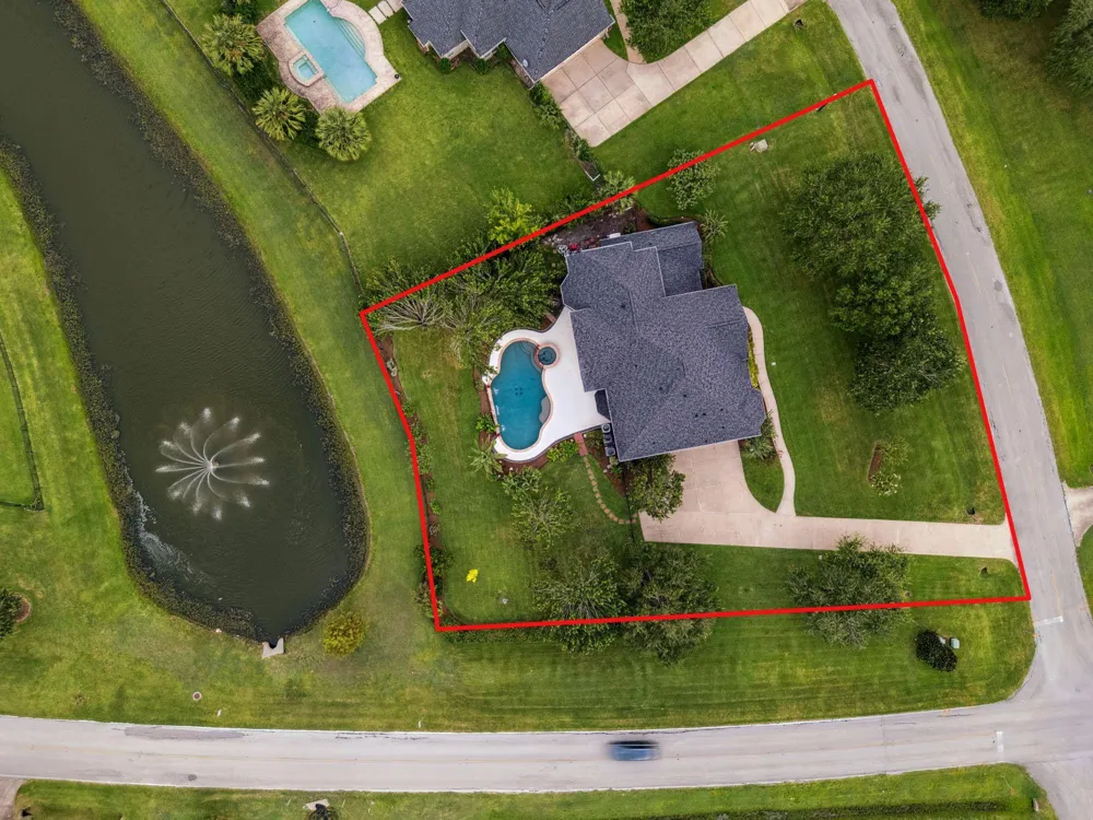 8826 Crown Jewel Drive Richmond, TX 77469