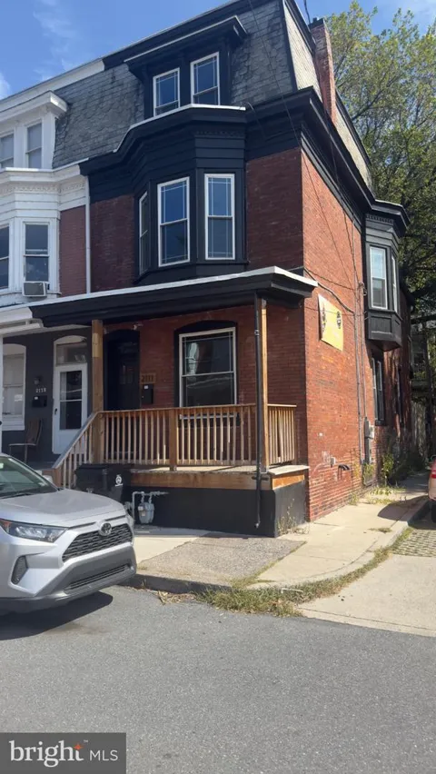 2111 PENN STREET