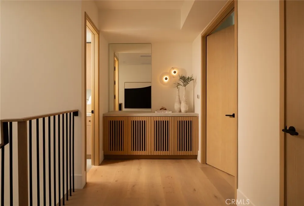 13231 Warren Los Angeles, CA 90066