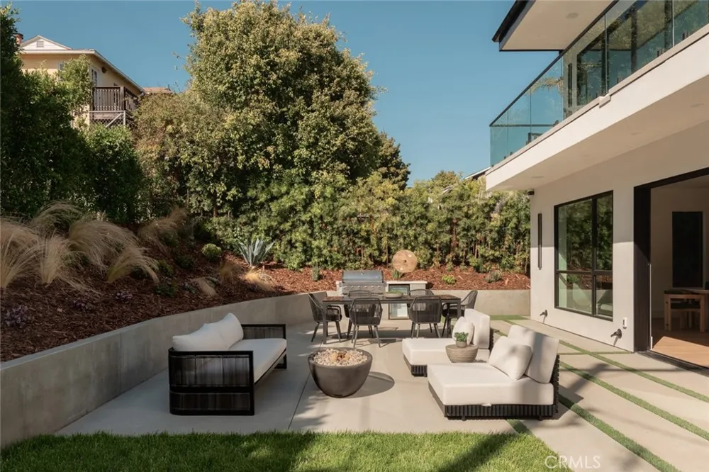 13231 Warren Los Angeles, CA 90066