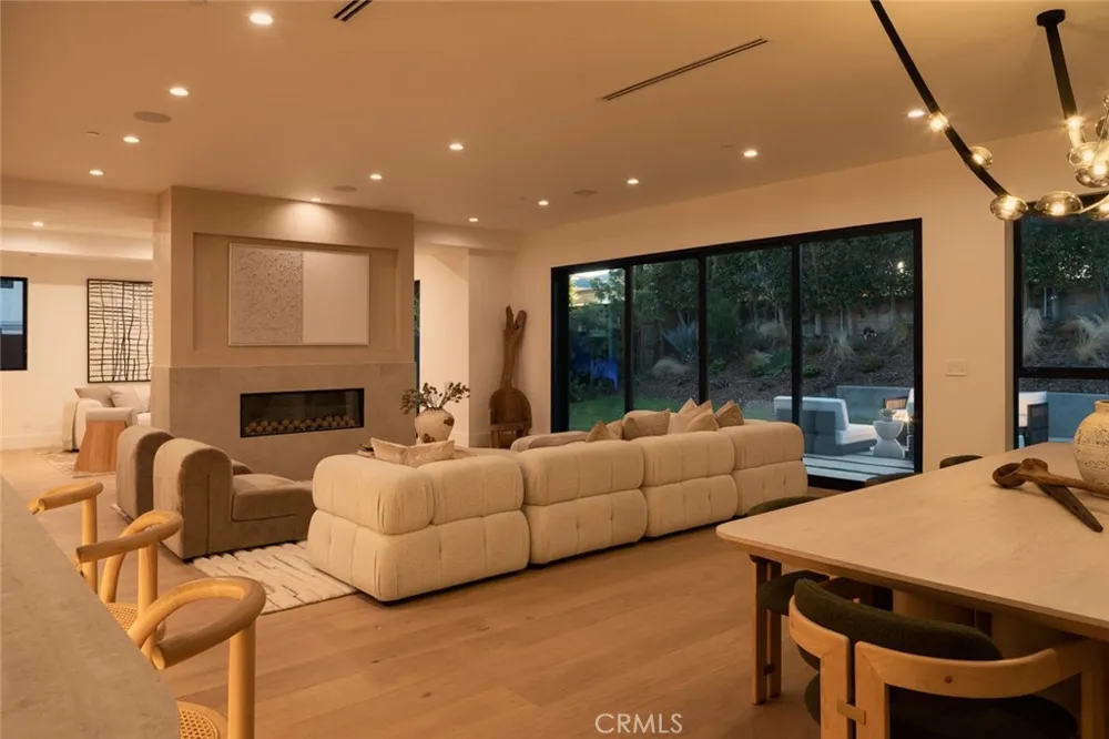 13231 Warren Los Angeles, CA 90066