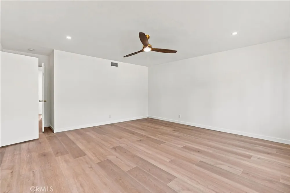3070 Springfield Simi Valley, CA 93063