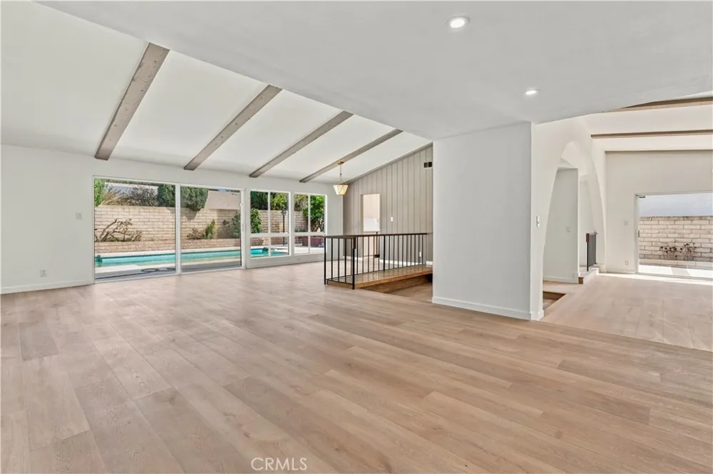 3070 Springfield Simi Valley, CA 93063