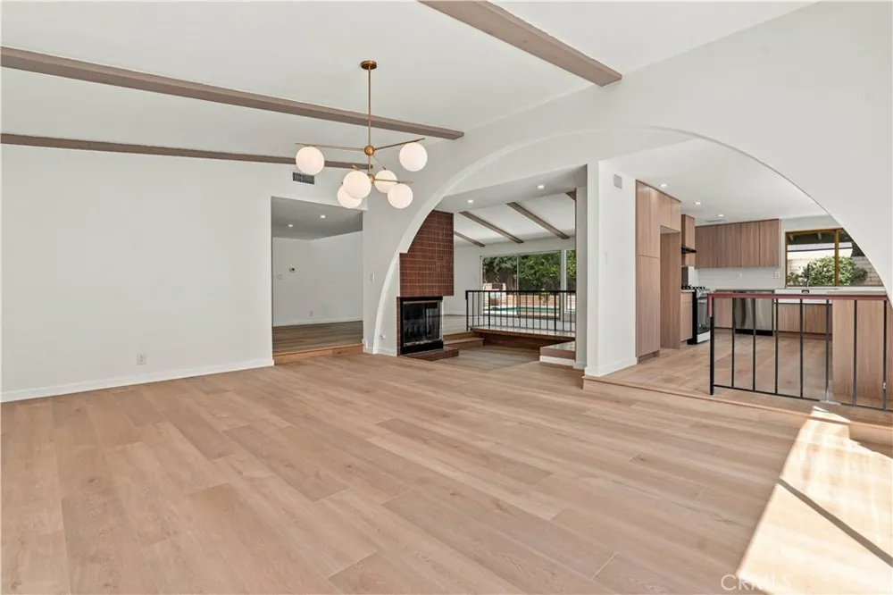 3070 Springfield Simi Valley, CA 93063