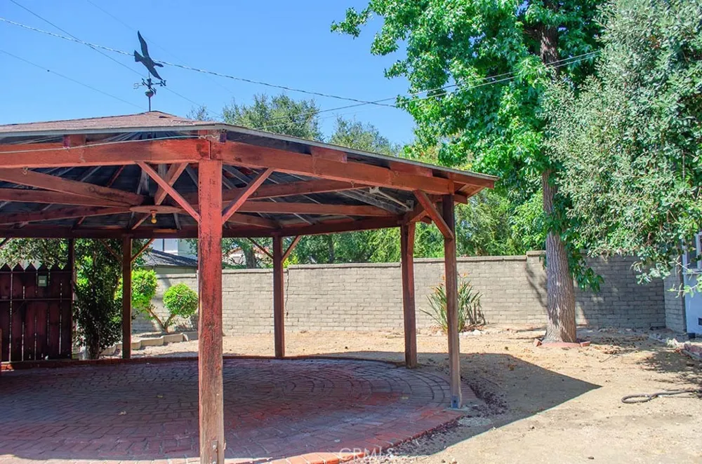 3344 Thorndale Road Pasadena, CA 91107