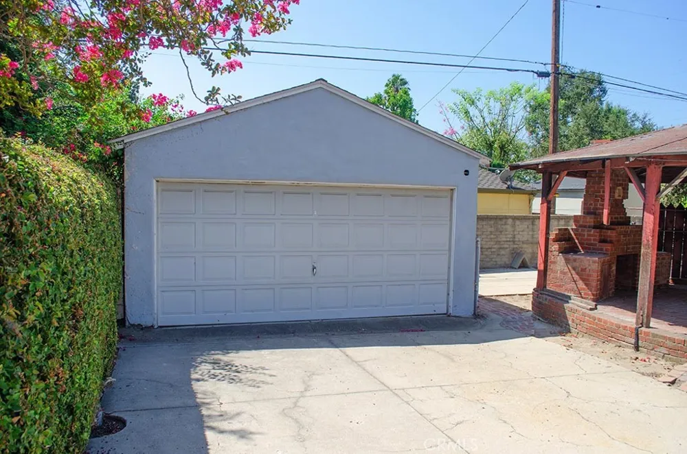 3344 Thorndale Road Pasadena, CA 91107