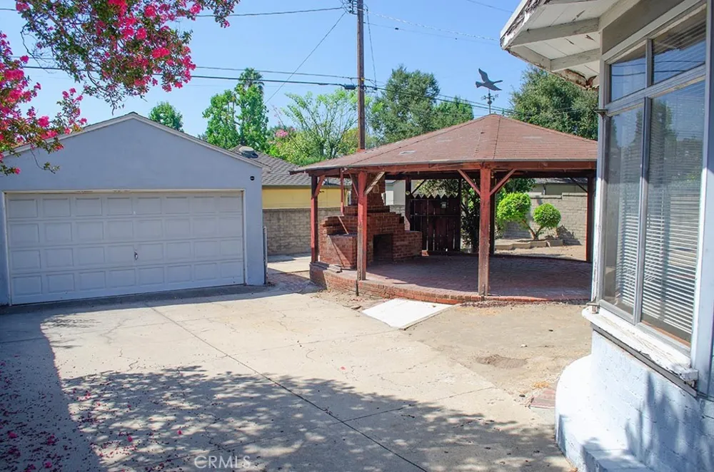 3344 Thorndale Road Pasadena, CA 91107