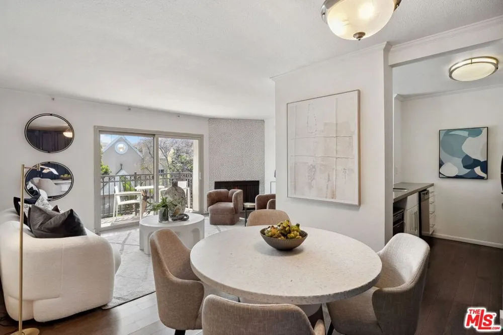 141 S Clark Drive #409 Los Angeles, CA 90048