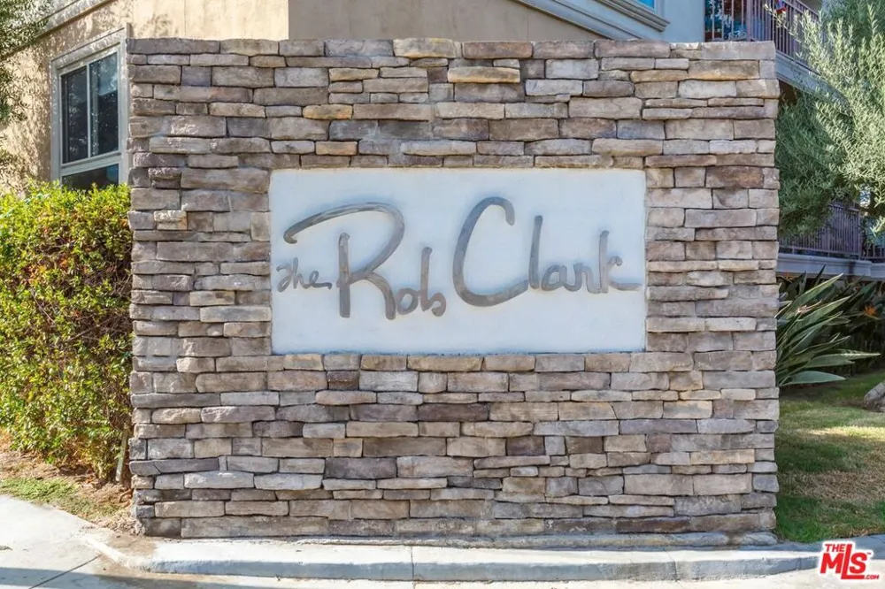 141 S Clark Drive #409 Los Angeles, CA 90048