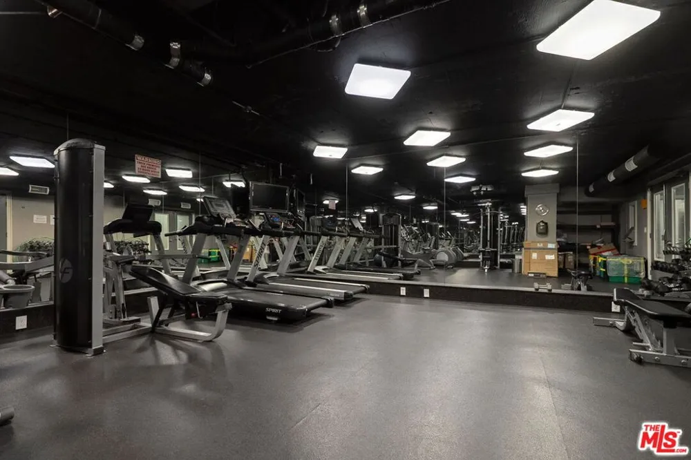 141 S Clark Drive #409 Los Angeles, CA 90048