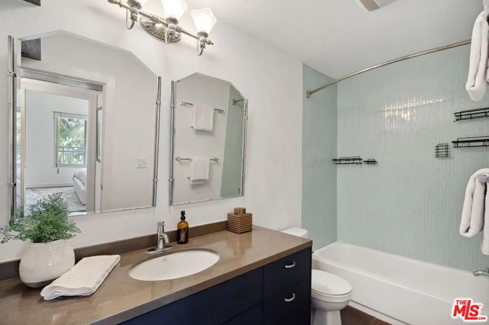 141 S Clark Drive #409 Los Angeles, CA 90048