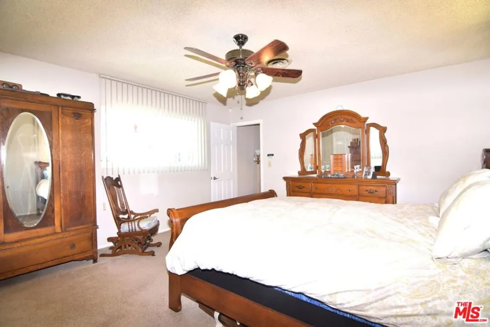 3774 Dalehurst Drive Bakersfield, CA 93306