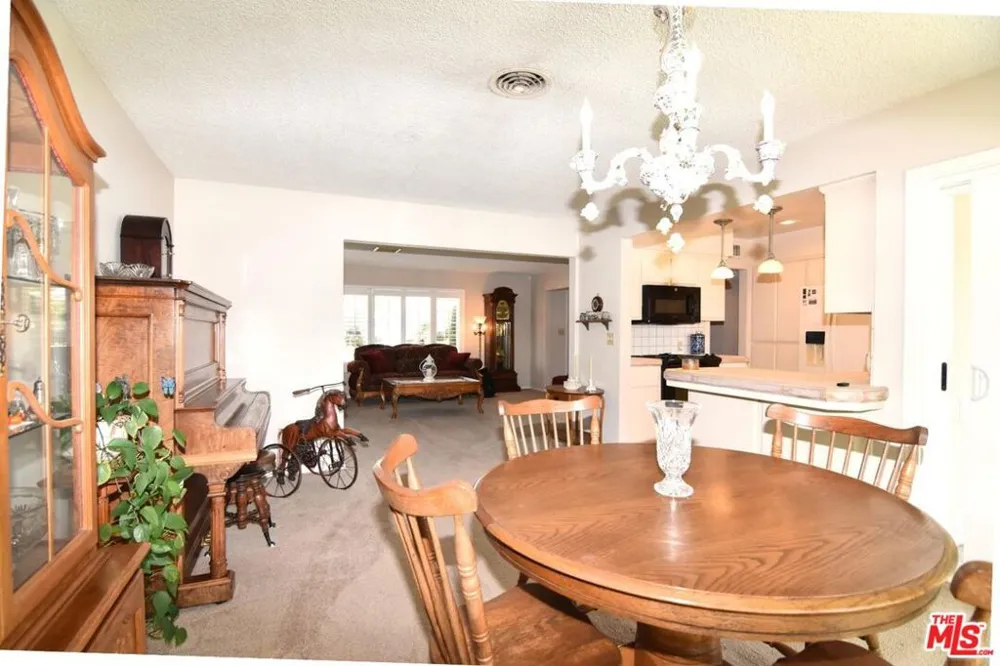 3774 Dalehurst Drive Bakersfield, CA 93306