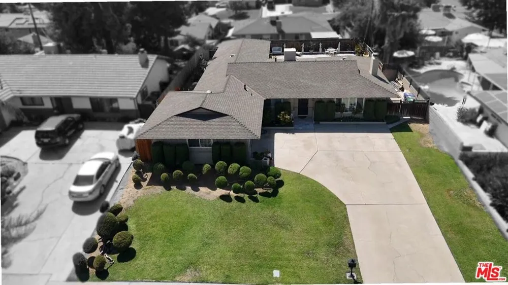 3774 Dalehurst Drive Bakersfield, CA 93306
