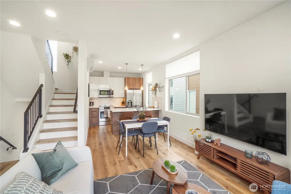 939 NW 56th Street #B Seattle, WA 98107