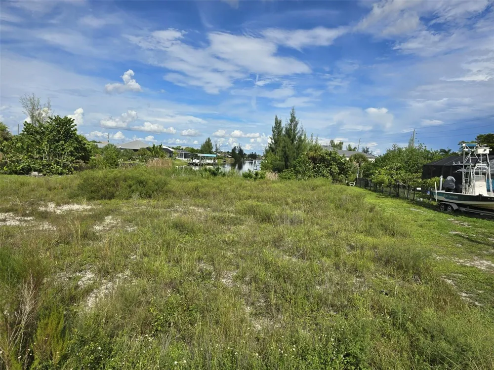 14488 FORT MYERS AVENUE Port Charlotte, FL 33981