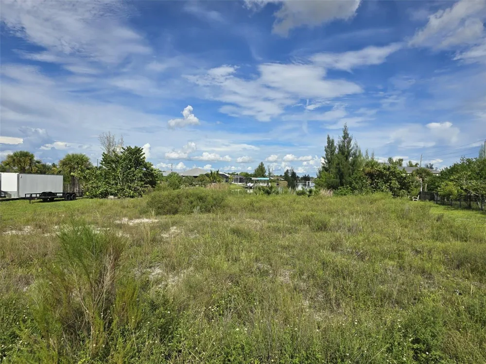 14488 FORT MYERS AVENUE Port Charlotte, FL 33981