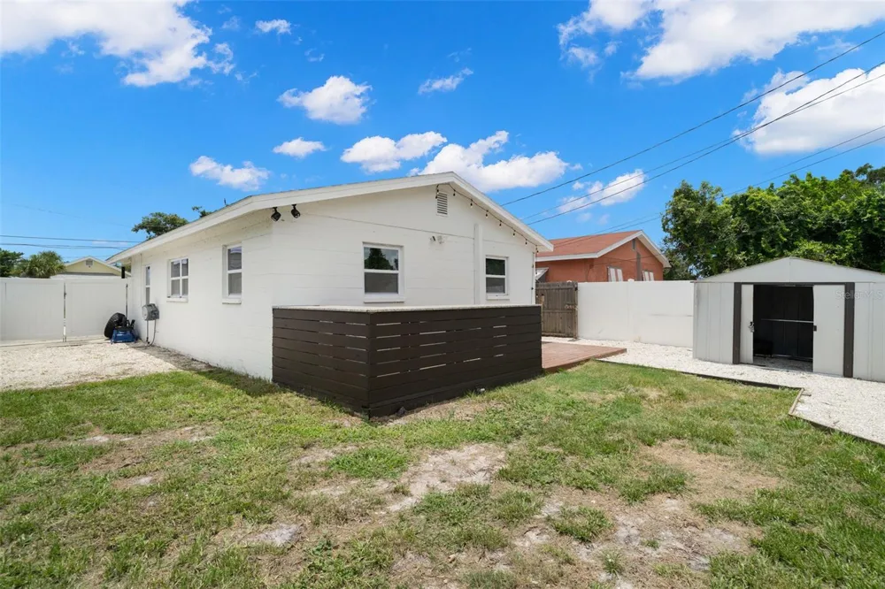 3001 FAIRFIELD AVENUE S St Petersburg, FL 33712