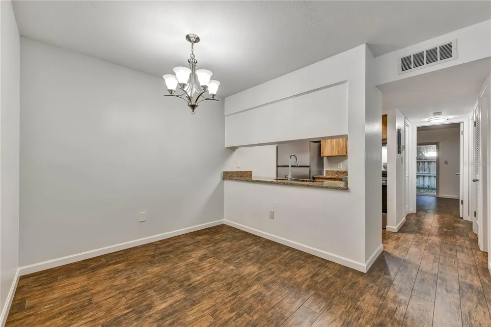 3109 W HORATIO STREET #16 Tampa, FL 33609