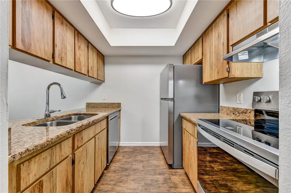 3109 W HORATIO STREET #16 Tampa, FL 33609