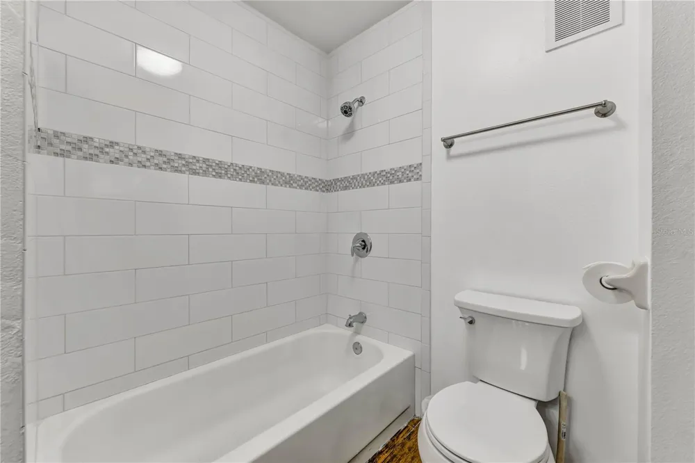 3109 W HORATIO STREET #16 Tampa, FL 33609