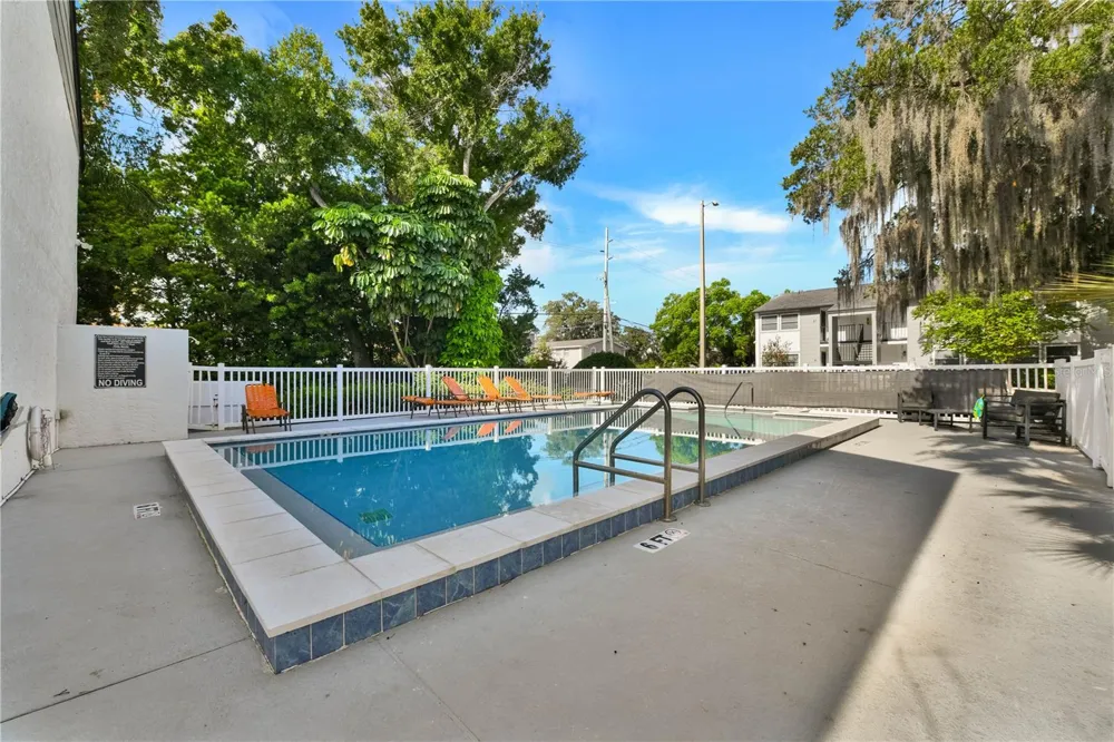 3109 W HORATIO STREET #16 Tampa, FL 33609