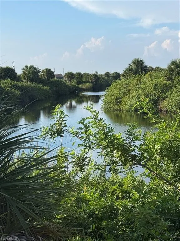 4401 Old Burnt Store Road Cape Coral, FL 33993