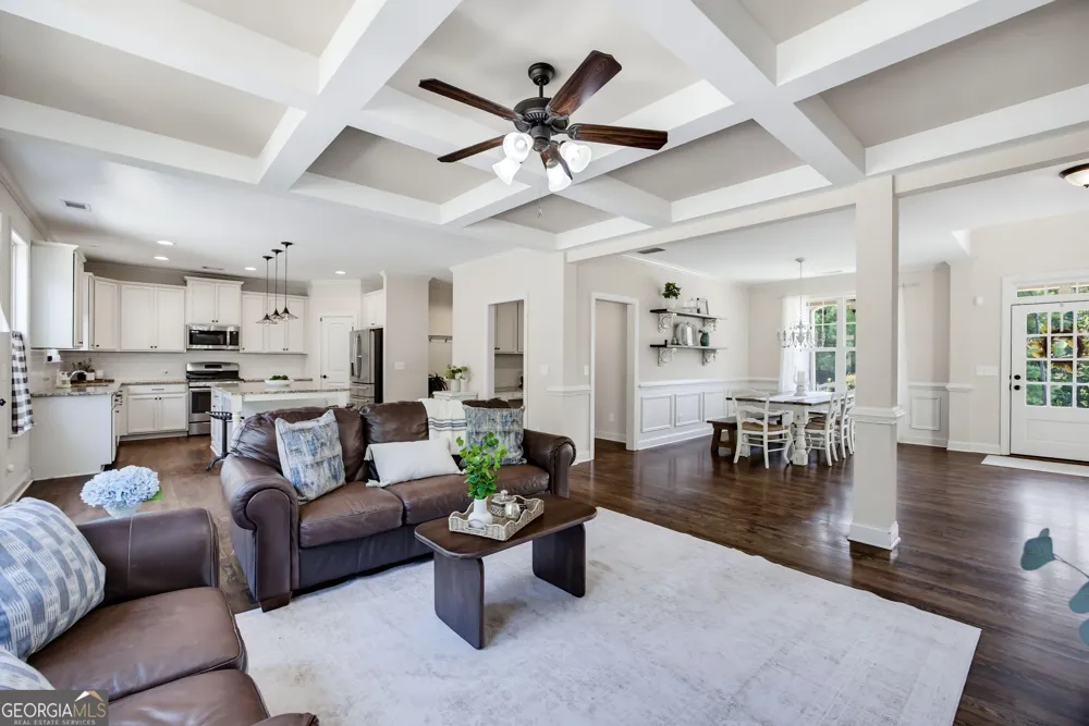 104 Grace Arbor LN Dallas, GA 30132