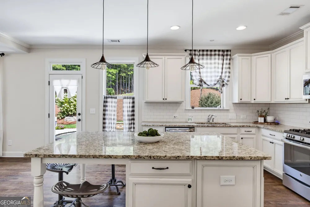 104 Grace Arbor LN Dallas, GA 30132