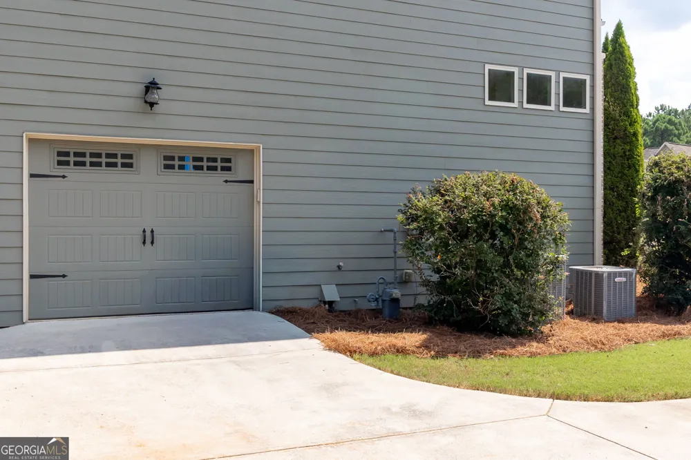 104 Grace Arbor LN Dallas, GA 30132