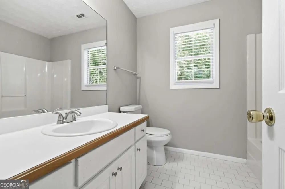 1922 Kevin DR SE Conyers, GA 30013