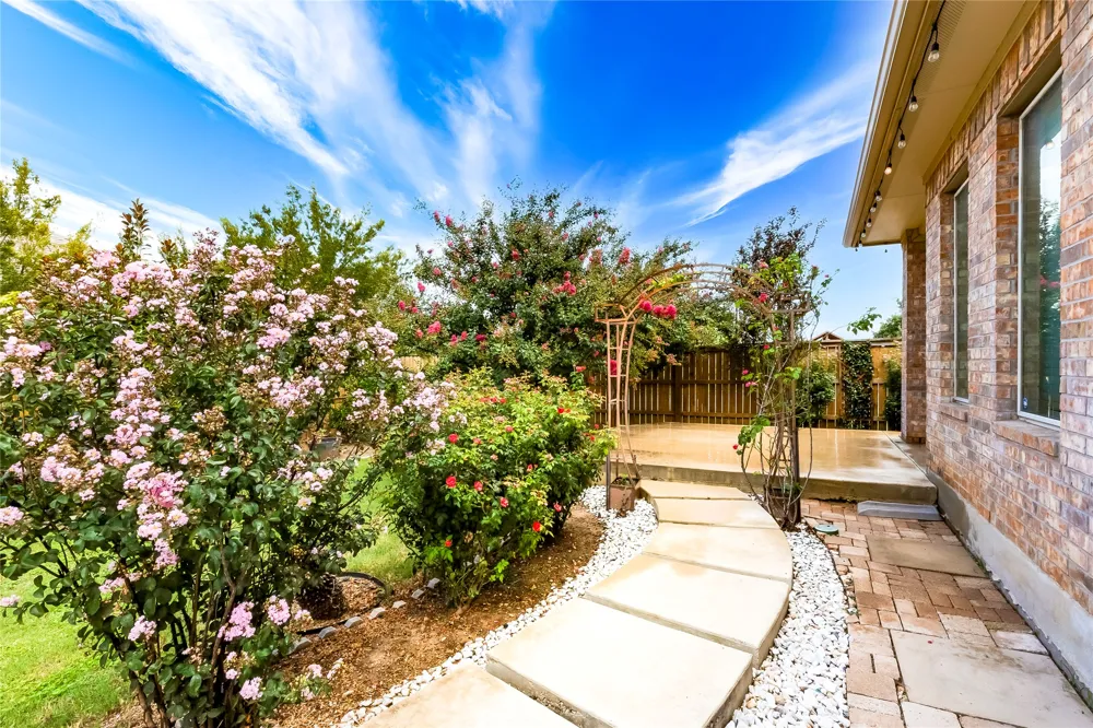 345 Fort Cobb Way Georgetown, TX 78628