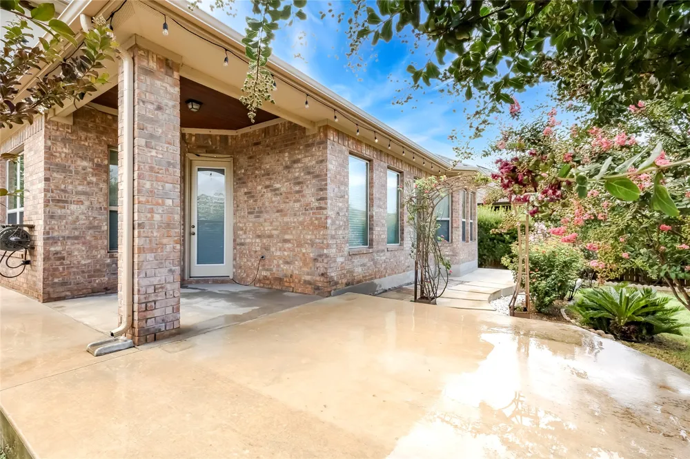 345 Fort Cobb Way Georgetown, TX 78628