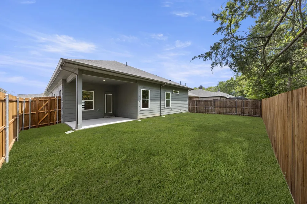 1308 Cole Drive Trenton, TX 75490