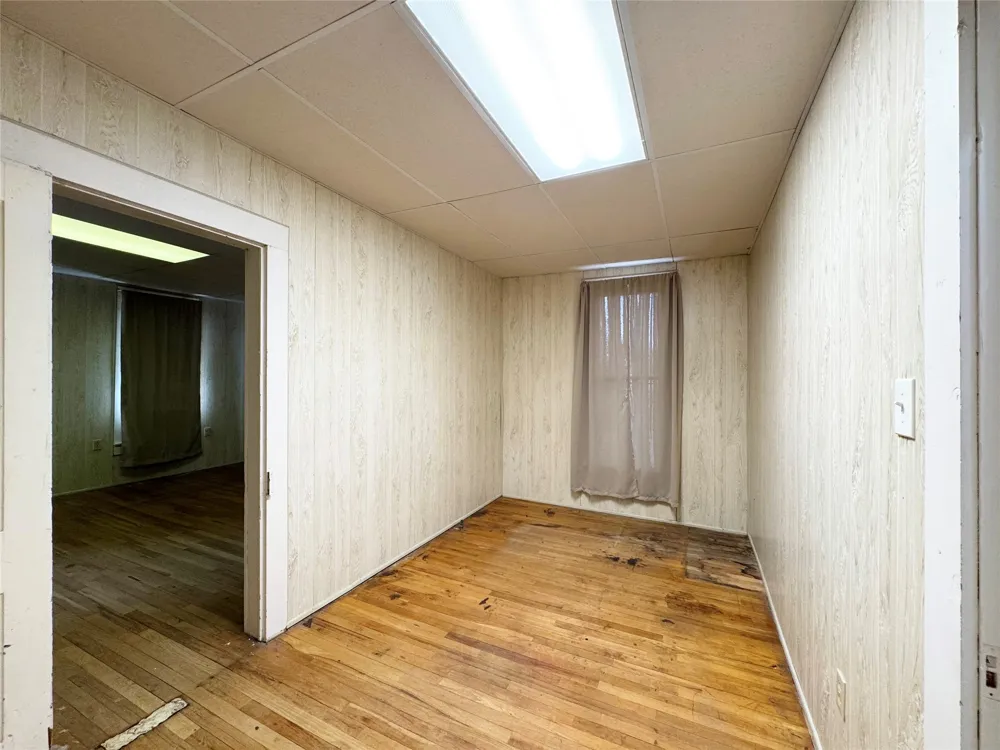 702 Avenue B Santa Anna, TX 76878