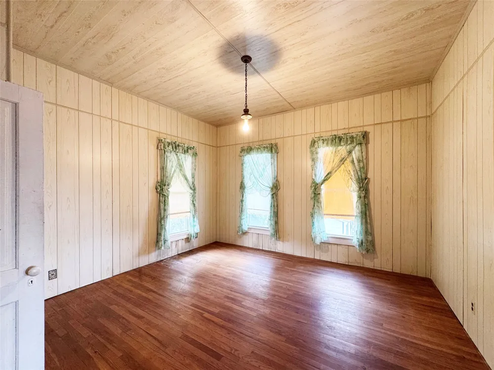 702 Avenue B Santa Anna, TX 76878