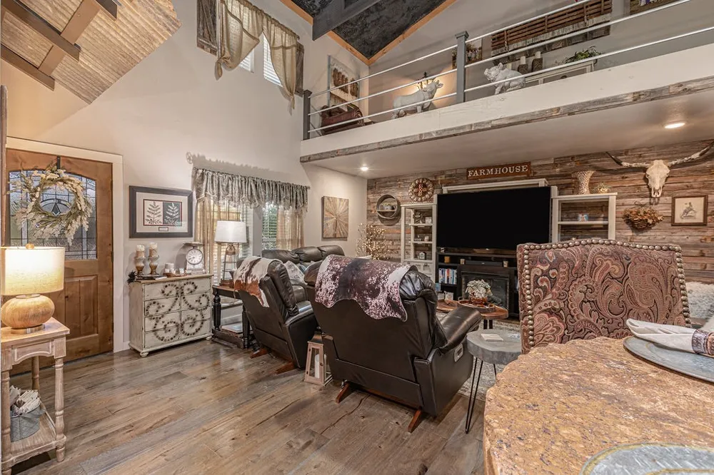 4129 County Road 4111 Campbell, TX 75422