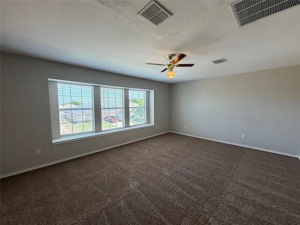 8512 Prairie Wind Trail Fort Worth, TX 76134