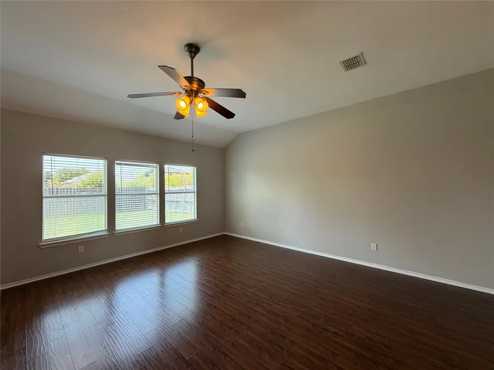 8512 Prairie Wind Trail Fort Worth, TX 76134