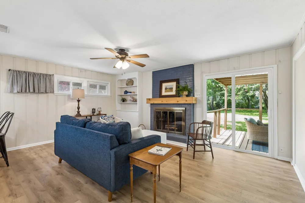 411 W Taylor Street Sherman, TX 75092
