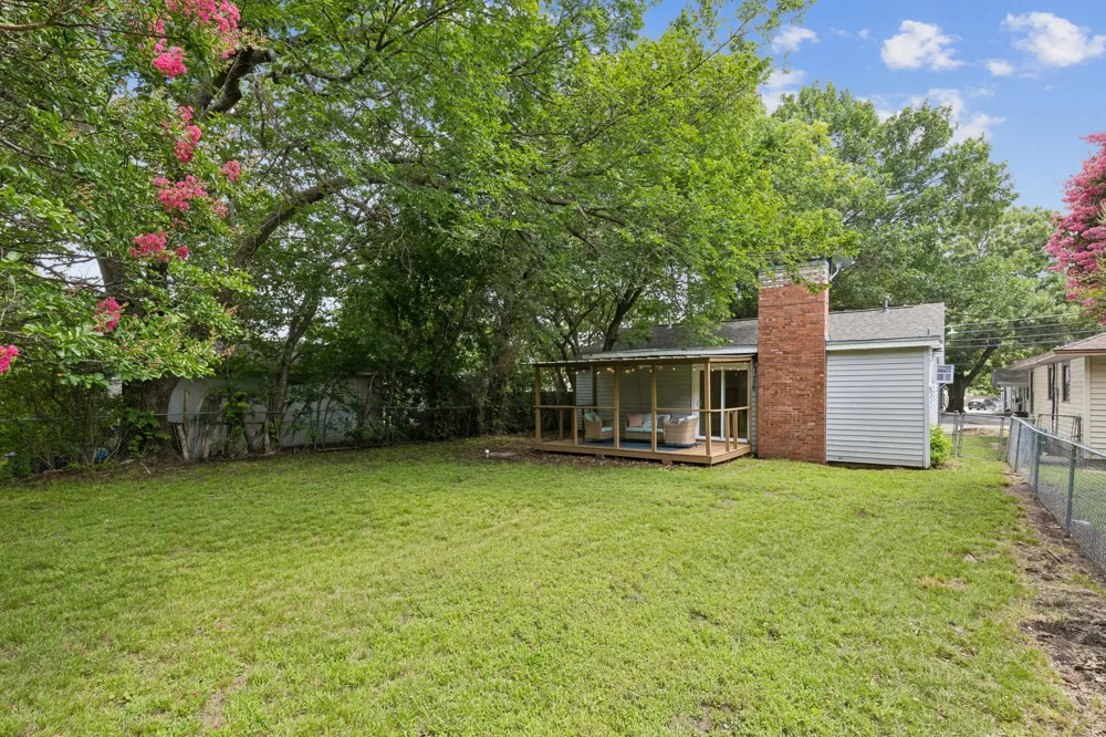 411 W Taylor Street Sherman, TX 75092